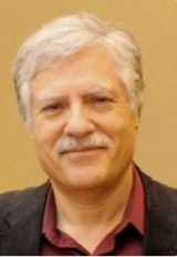 دکتر هادی صالحی اصفهانی استاد اقتصاد دانشگاه ایلی نویز در اوربانا