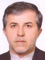 پروفسور مجتبی شریعتی نیاسر پروفسور دانشگاه تهران، مسئول کمیته نانوفناوری