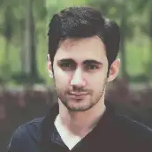 مهندس امین سید شریفی مدیر ارشد اجرایی/هویت بصری و توسعه پایدار