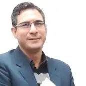 دکتر ایمان یوسفی جوان 