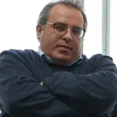 دکتر مهدی اکبری 